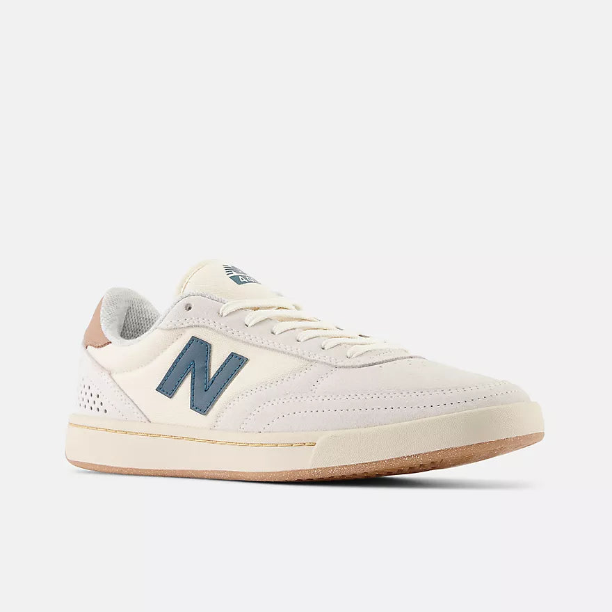 NB Numeric 440 Sea salt with teal