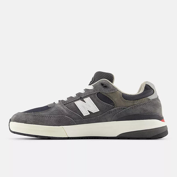 NB Numeric Andrew Reynolds 933- Dark Grey with White